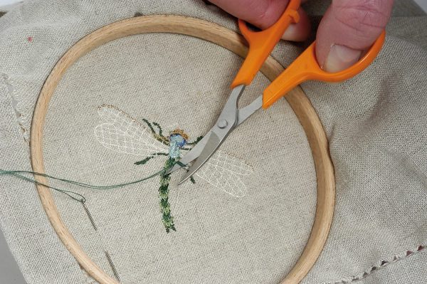 Fiskars Embroidery Curved